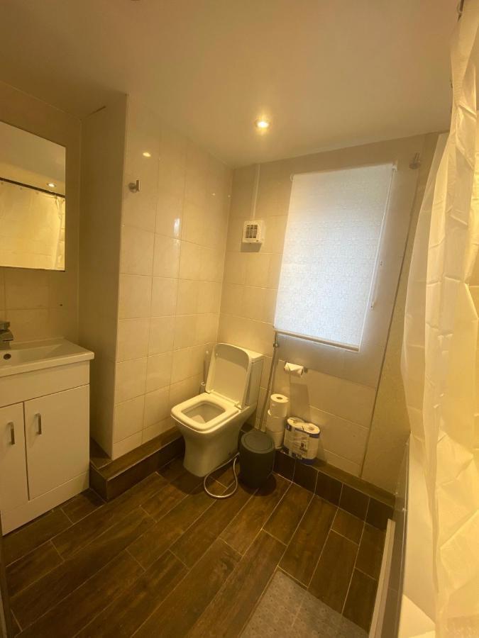 Ideal Abode Greenfields Villa Chester Ngoại thất bức ảnh